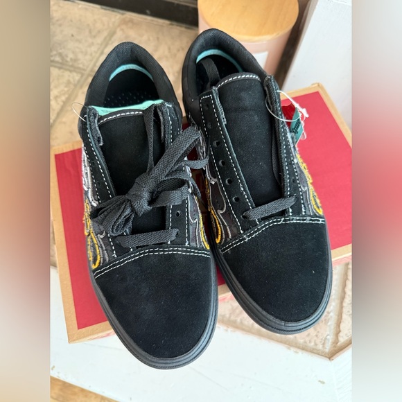 Vans Black on black ignition print Comfycush old skooll size 6.5 new in box - Picture 3 of 9